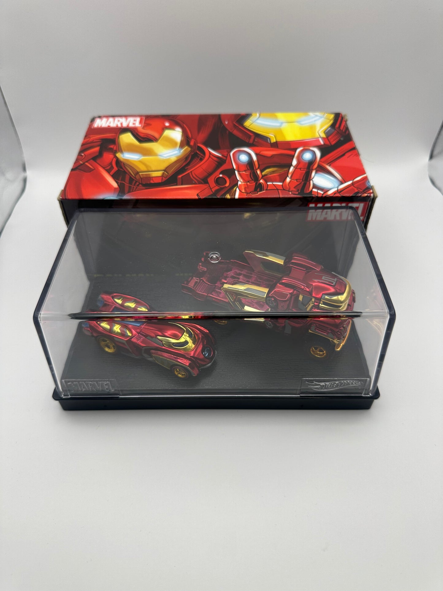 Hot Wheels Iron Man & Hulkbuster SDCC