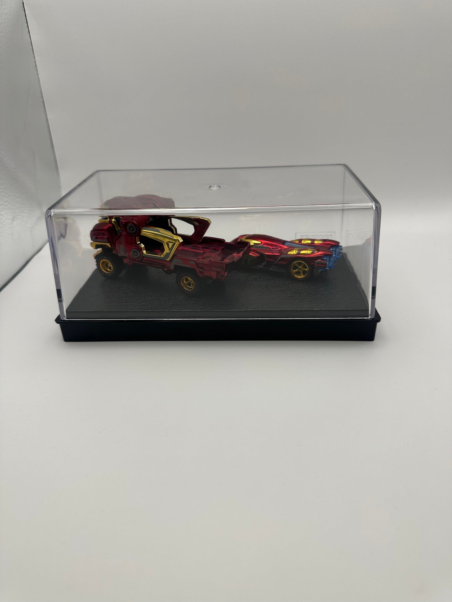 Hot Wheels Iron Man & Hulkbuster SDCC