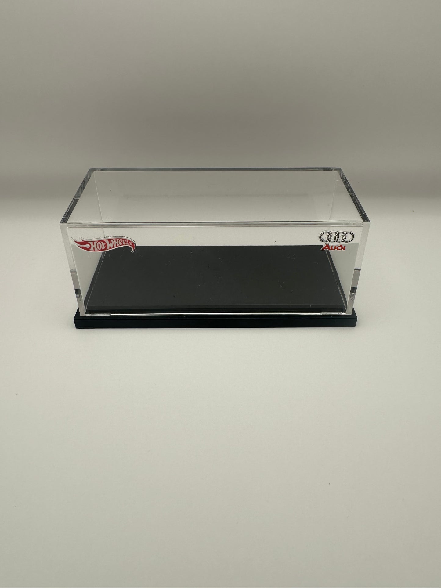 1:64 Acrylic Display Case - Audi