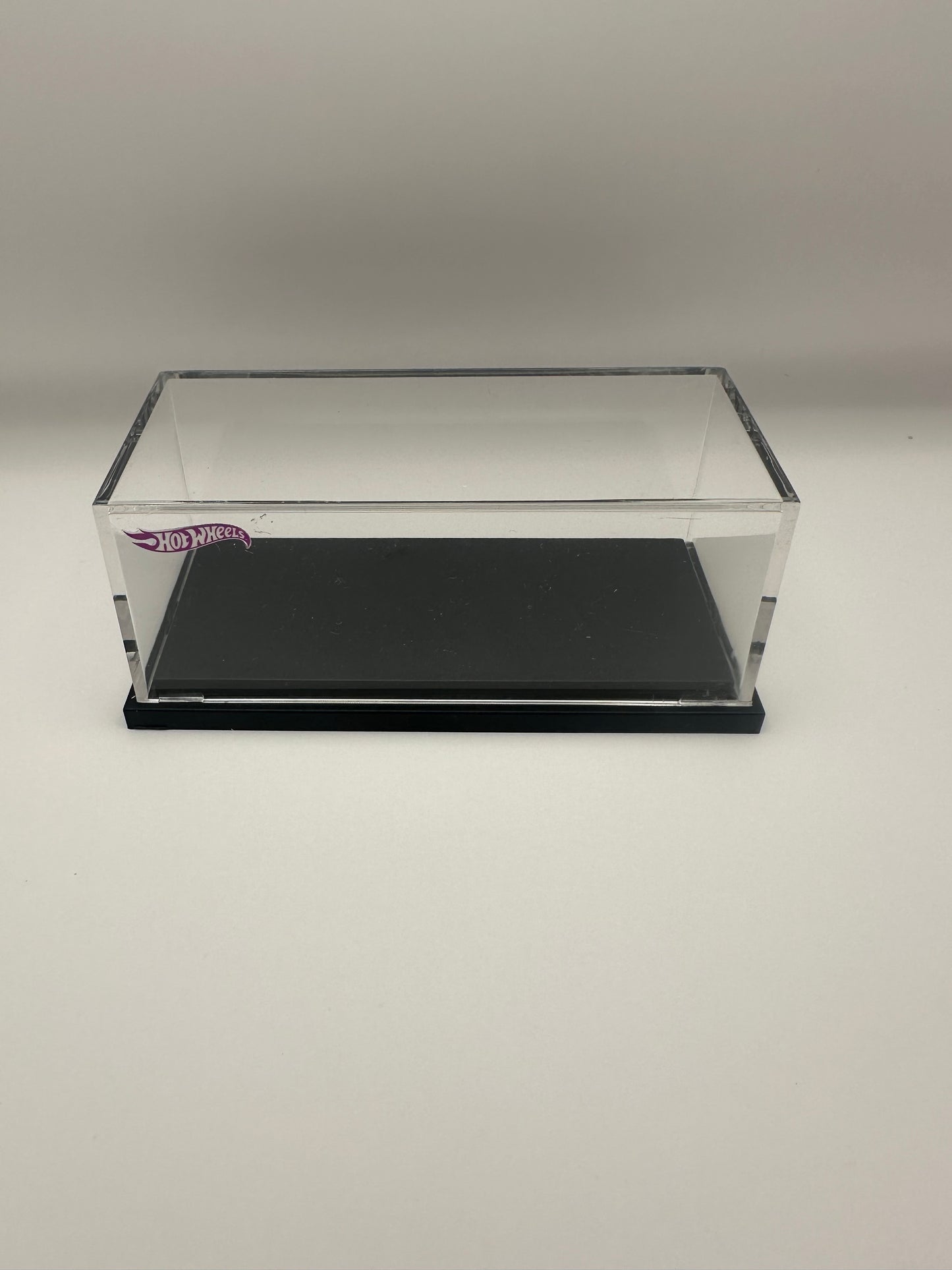 1:64 Acrylic Display Case - Hot Wheels (Purple)