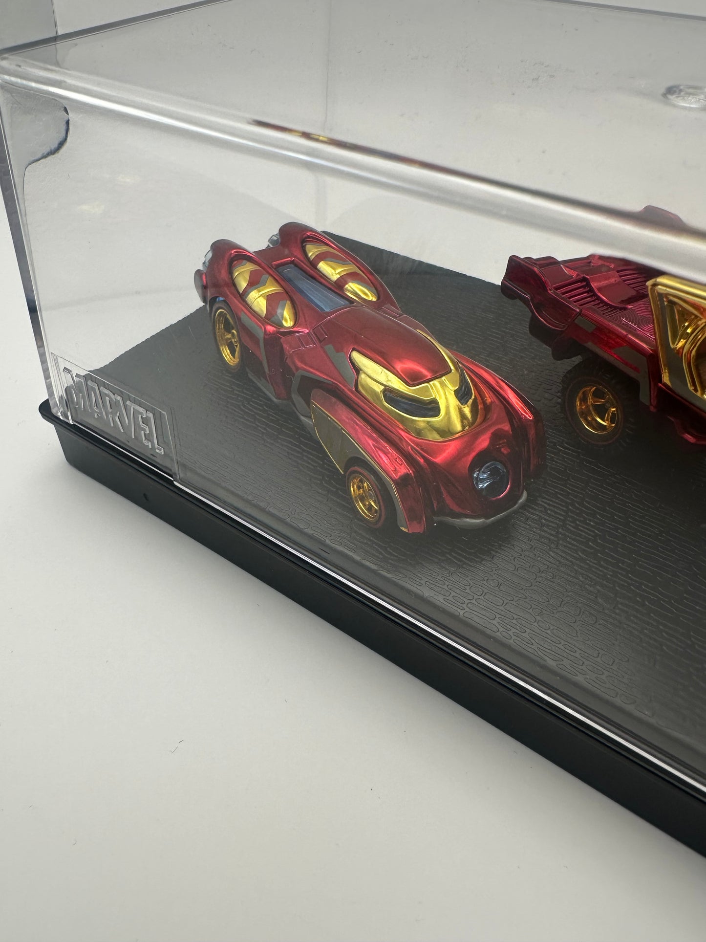 Hot Wheels Iron Man & Hulkbuster SDCC